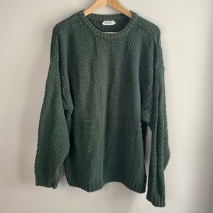 VINTAGE Chunky Cable Knit Sweater